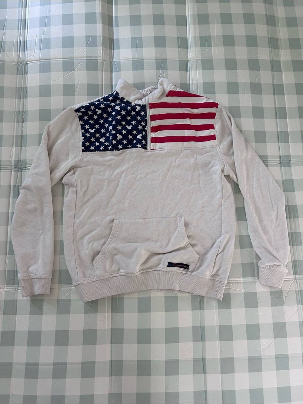 Walt Disney World Mickey Mouse American Flag Pullover